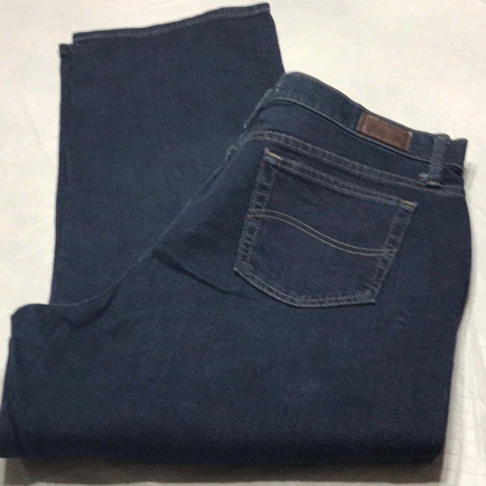 NWOT~Lee~~Relaxed Straight Leg~🔵